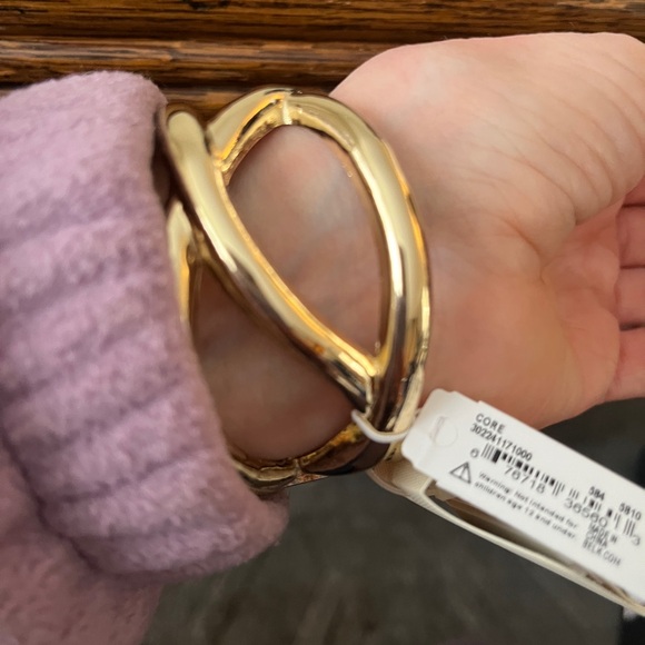 Gold Cuff Bracelet with Interwoven Bands - Picture 2 of 8